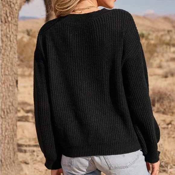 Women's Holiday Black Top with Silver Stunning sequence Bow - Size XL NWT - Picture 7 of 16